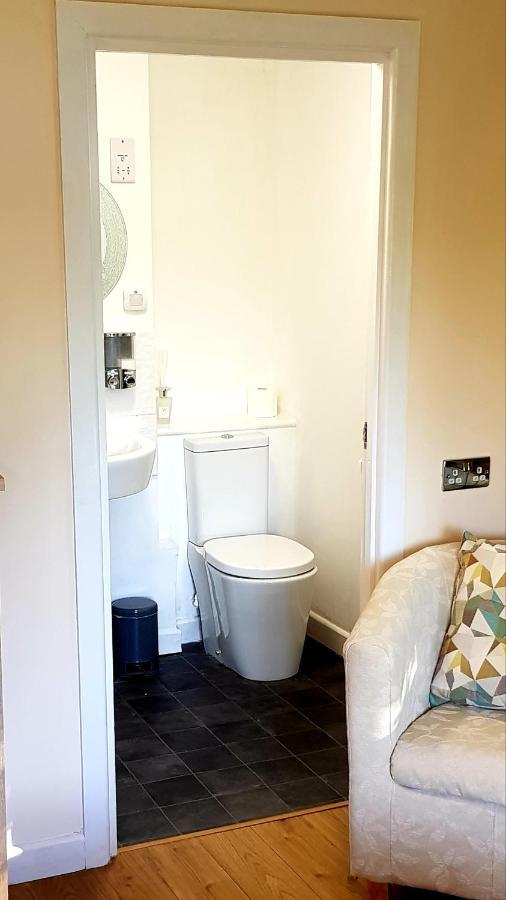 Kingsley Cottage - Beautiful Riverside Setting Beaworthy Bagian luar foto